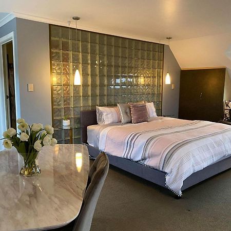 Gordon Gateway Motel Strahan Buitenkant foto