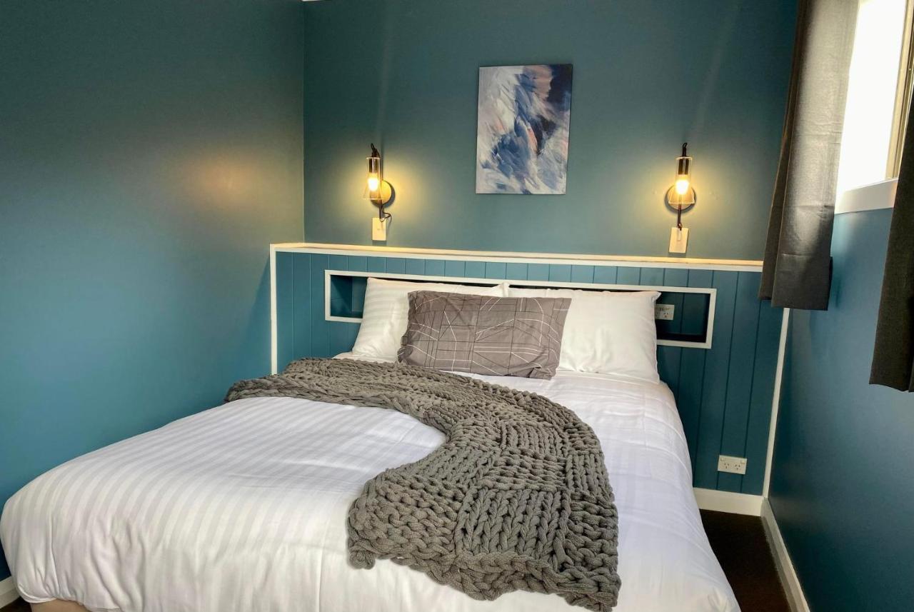 Gordon Gateway Motel Strahan Buitenkant foto