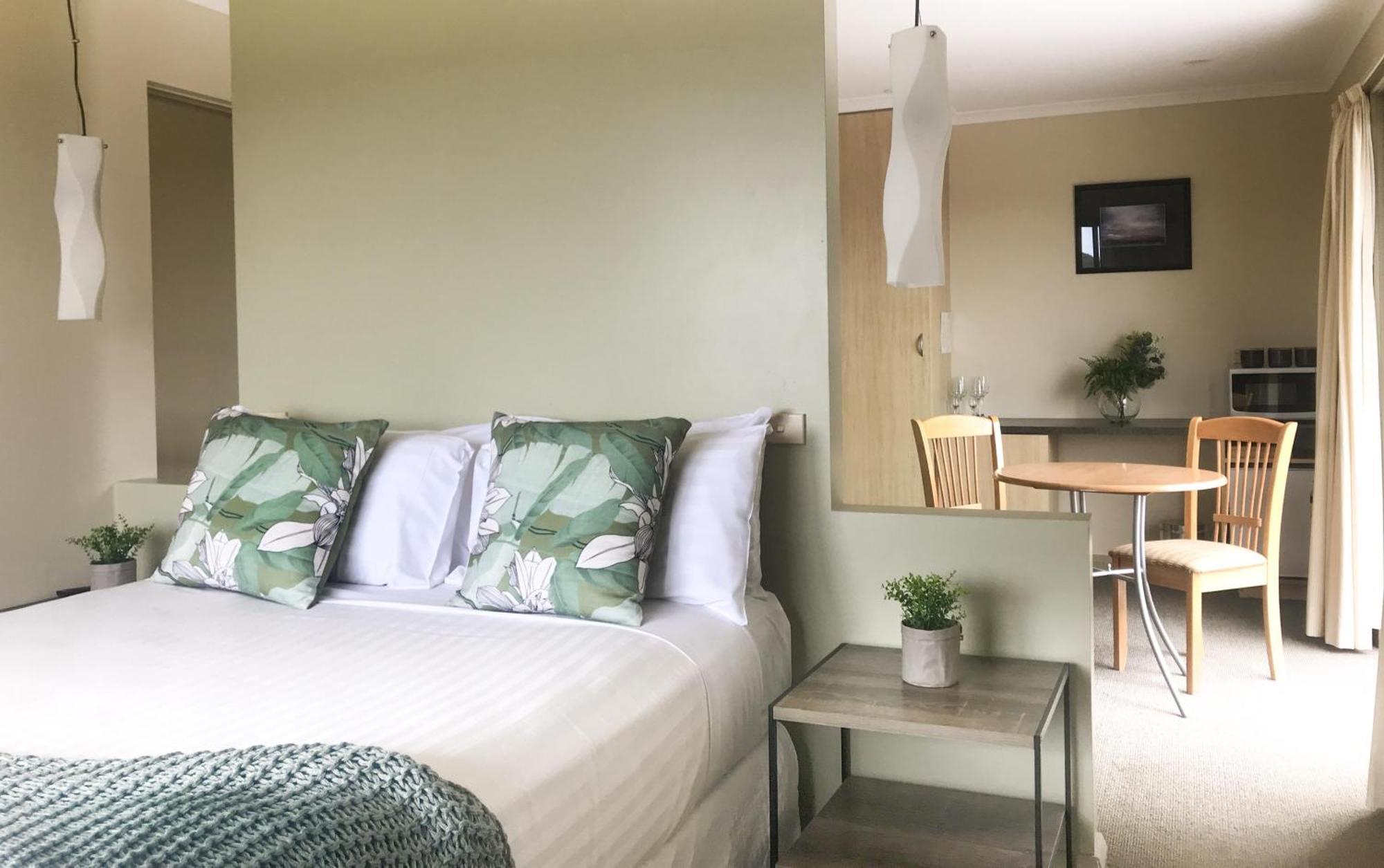 Gordon Gateway Motel Strahan Buitenkant foto