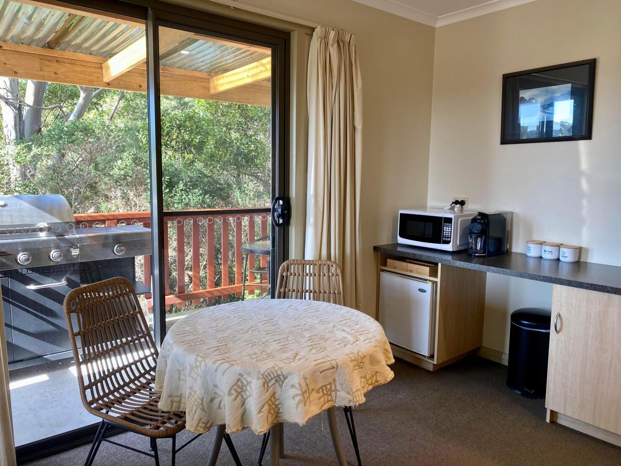 Gordon Gateway Motel Strahan Buitenkant foto